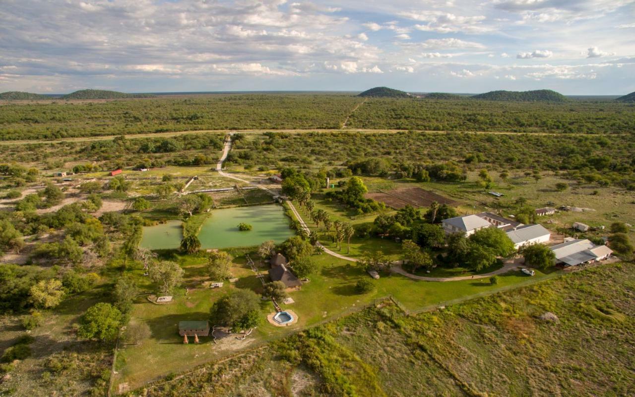 Hotel Kalkfontein Guestfarm Grootfontein Exterior foto